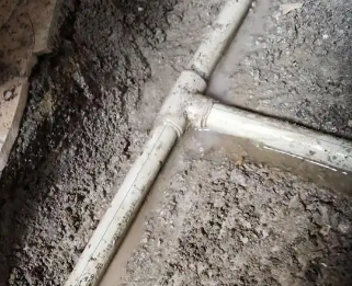 科尔沁右翼前漏水维修电话